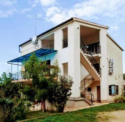 Guesthouse Resan Medulin Extérieur photo