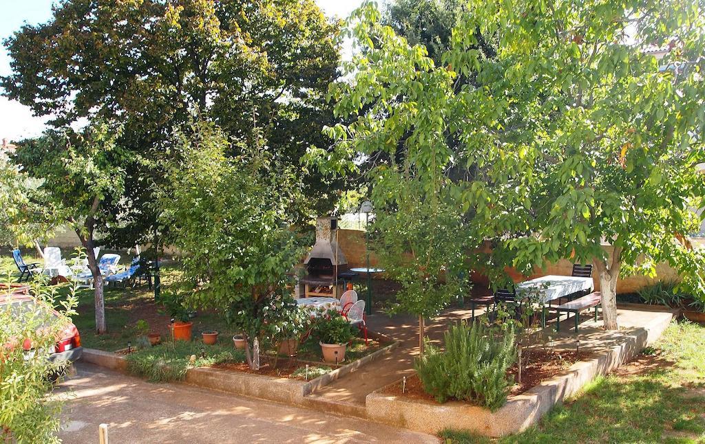 Guesthouse Resan Medulin Extérieur photo